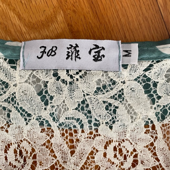 Cute Polka dot Romper - Picture 5 of 6